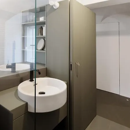 Entzueckende Kleine * Linz